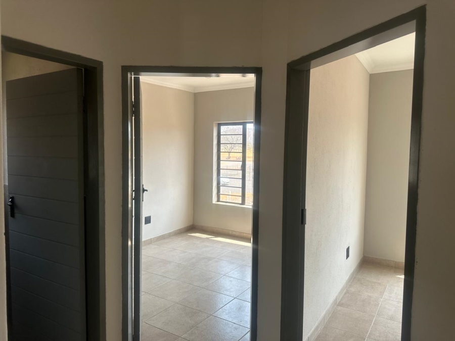 To Let 3 Bedroom Property for Rent in Waterval East North West